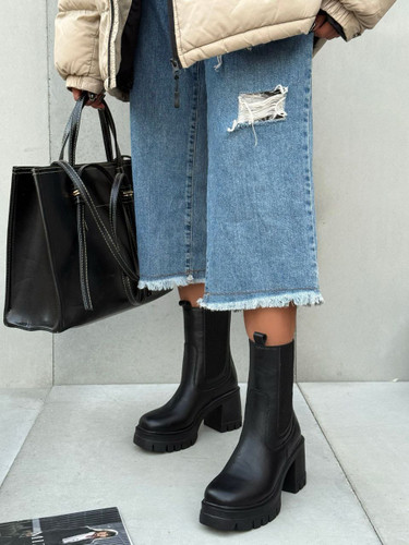 کفش بچت خاص و خفن😎یکسال ضمانت✅😍کیفیت عالیی😱