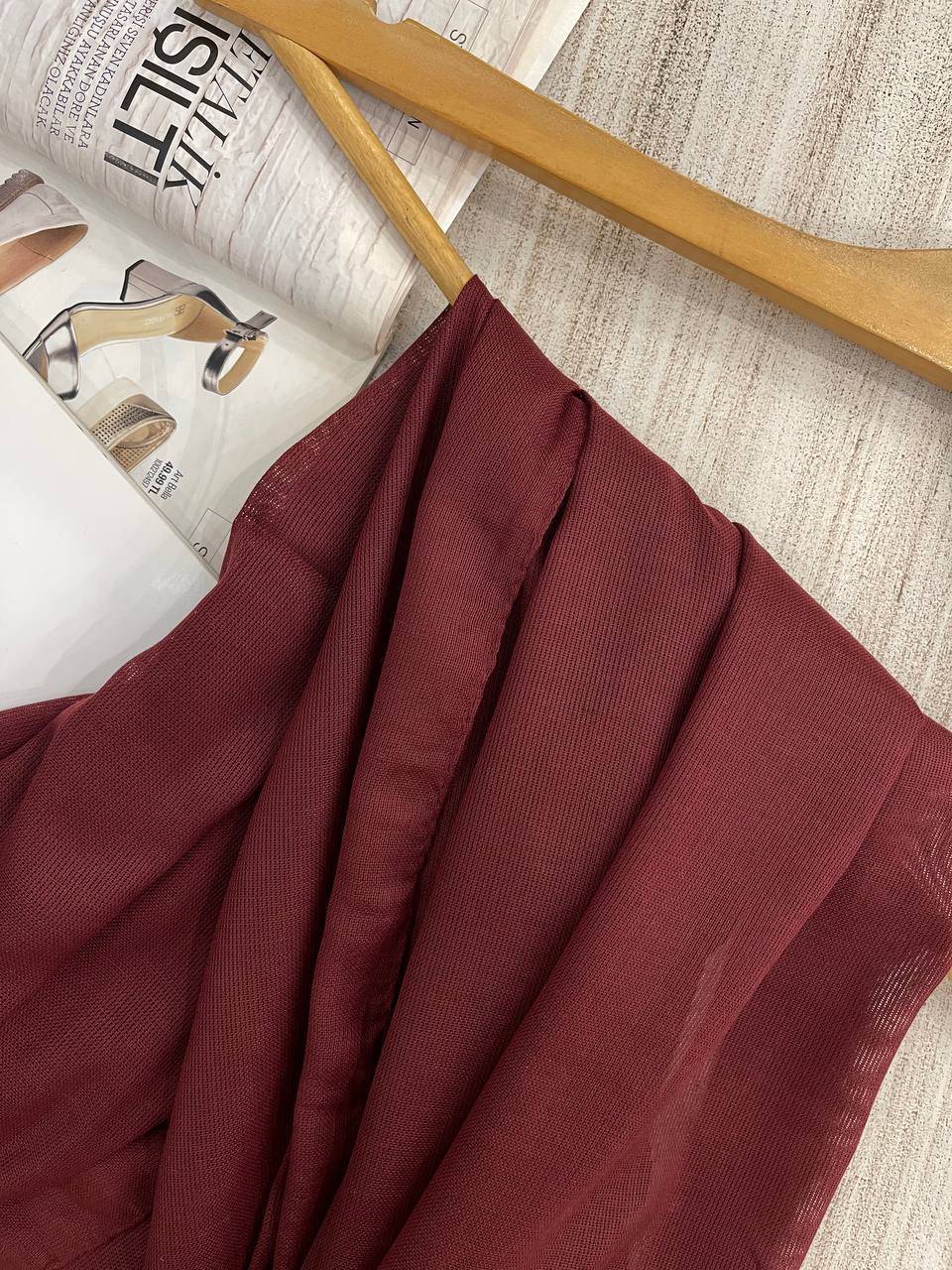 شال نخی تک رنگ زرشکی🫀🎀کد 6814 ترمه