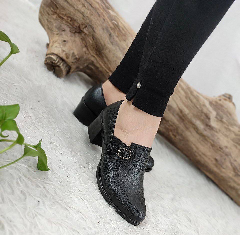 کفش طبی زنانه سگک دار کیفیت عالی ✅❤️75068شریف