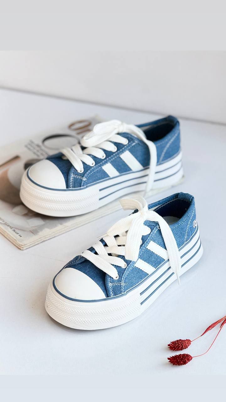کتونی کیتی ادیداس  کیفیت عالی با ضمانت قالب استاندارد و راحت  🌈🌌🛍ویدا