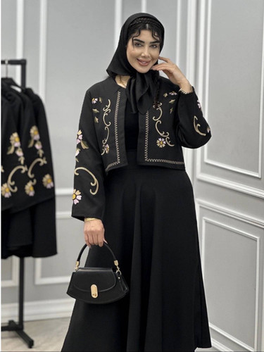 کت و دامن گلدوزی کرپ مازراتی اعلا تنخور عالی وشیک تکرنگ 🎀 🎀 کد ۱۳۶۵۷ راشین