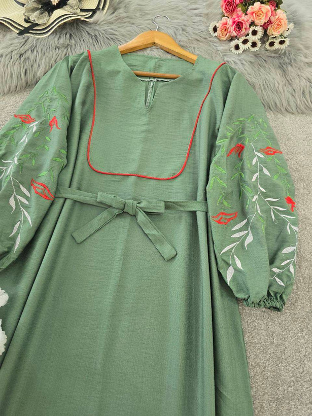 کفتان گلدوزی نازگل 🌼 با رنگ بندی و کیفیت عالی ✅والی7059