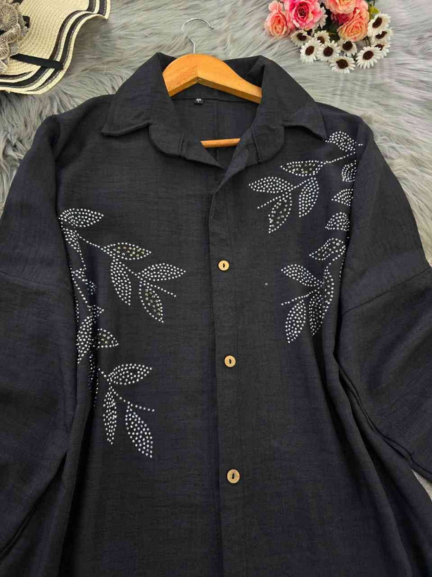 شومیز مانتویی نگینی🌿با رنگ بندی و کیفیت عالی ✅والی13653