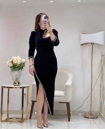 پیراهن مجلسی بسیار زیبا بسیار پرفروش دلوان😍کد240برلی