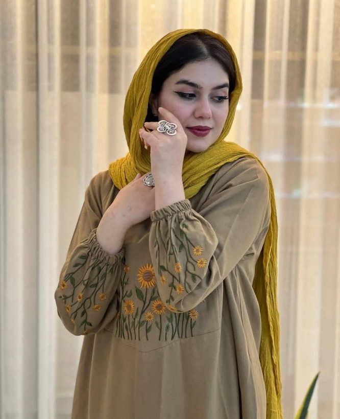 کفتان گلدوزی اروشا 🌿 با رنگبندی و کیفیت بسیار عالی ✅والی5839
