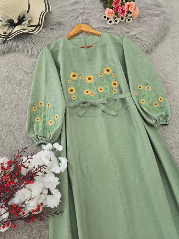 کفتان گلدوزی اروشا 🌿 با رنگبندی و کیفیت بسیار عالی ✅والی5839