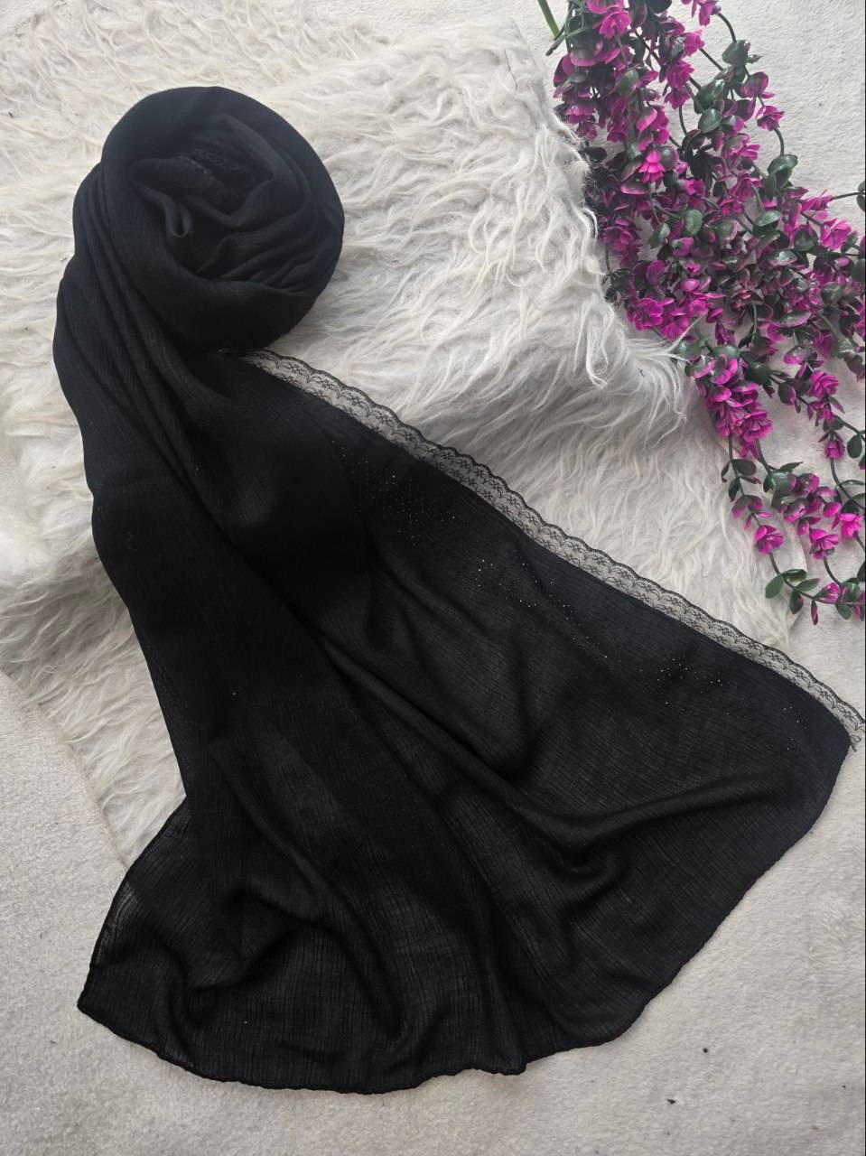 شال درختی نگین درختی لب دانتل نگین تکرنگ 🥰🥰کد۲۱۶۷۴ ستشو