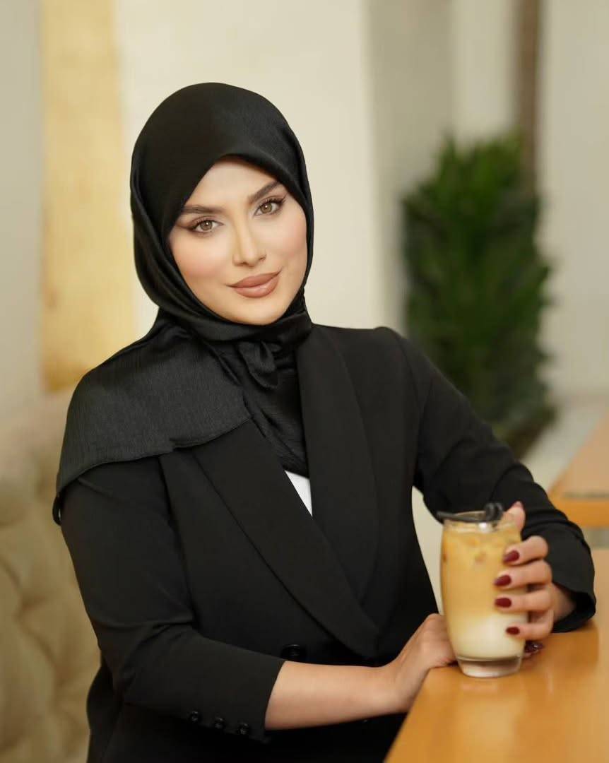 روسری کریستال مشکی😍♥👌🏻کد 458 حدیث