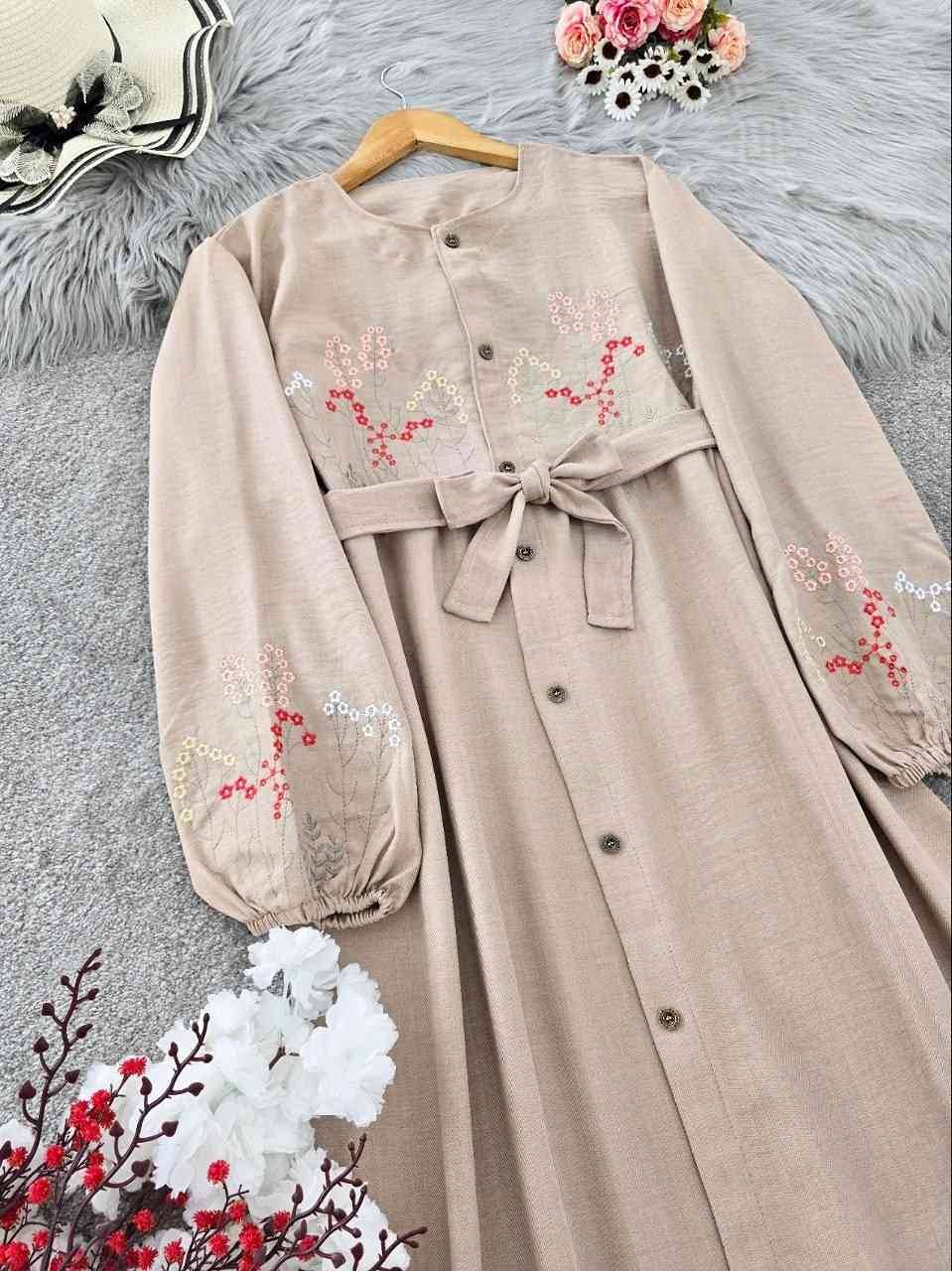 پیراهن گلدوزی نگار🌿 با رنگبندی و کیفیت عالی ✅والی19460