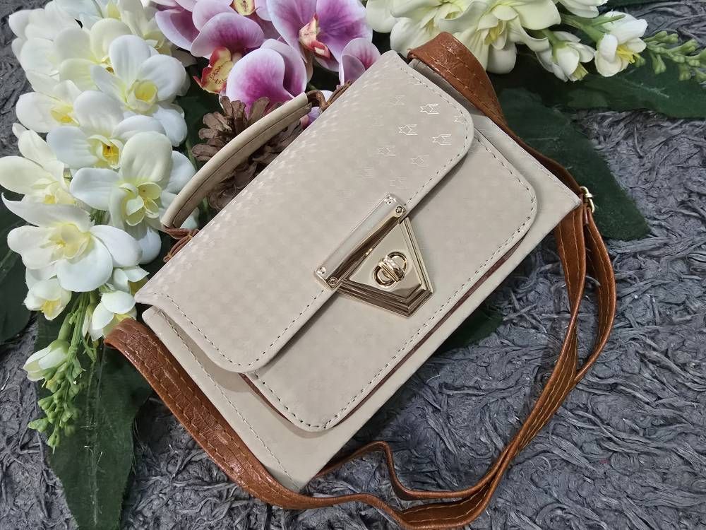کیف شادگان چرم نانسی 💞🌈🎀۱۵۷۳۲ نفیس