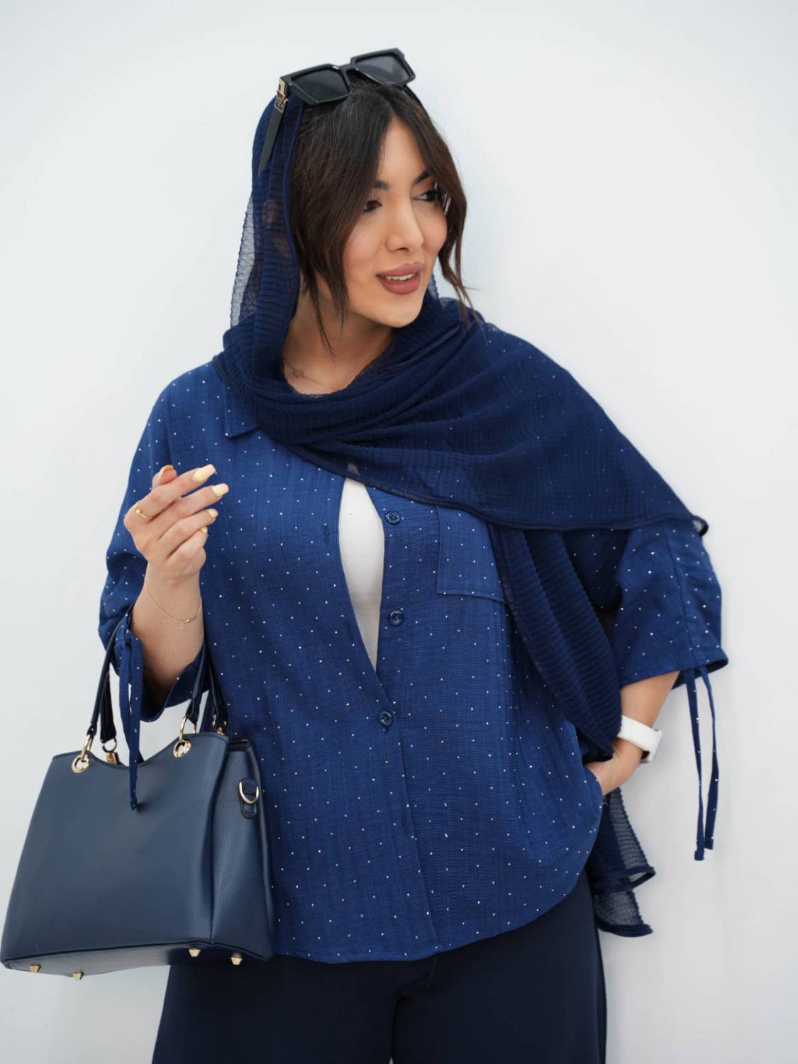 شومیز نگین دار آستین گت🥰♥✨کد 22370 سارین