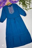 ساحلی گلدوخت 🎀🥰کد 10669 ماه