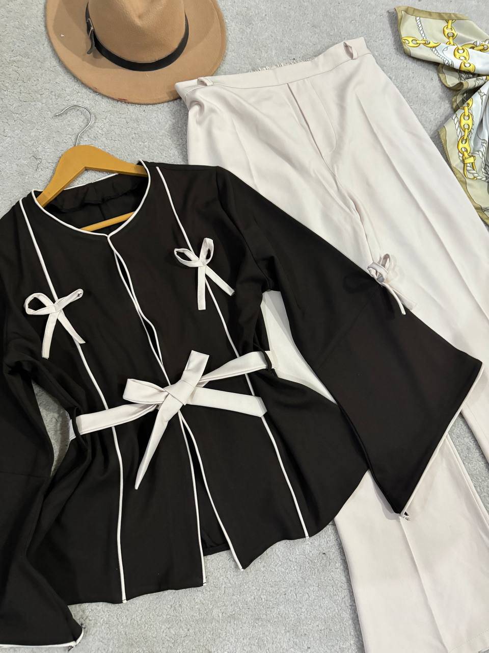 ست مانتو شلوار گشنا در رنگبندی🥰♥کد 22690 ناز