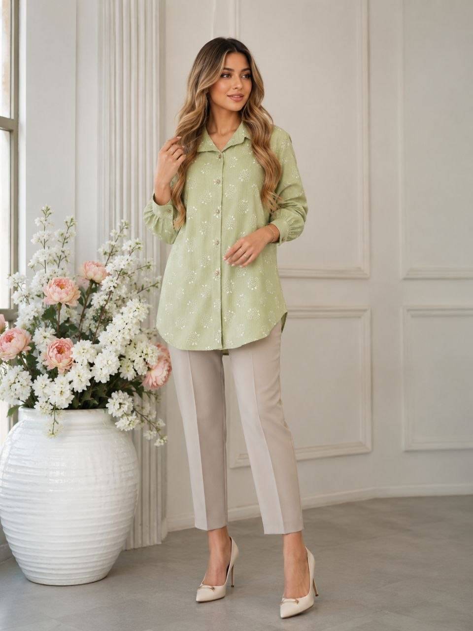 شومیز مانتویی سه گل جنس درجه یک🥰👌🏻کد 22706 آرات