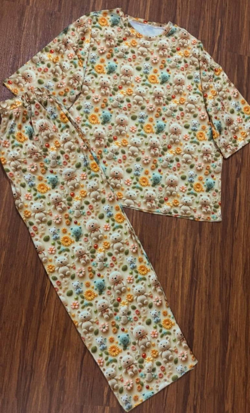 ست تیشرت و شلوار راحتی سه بعدی🌼 با رنگ بندی و کیفیت عالی✅ چیچک22849