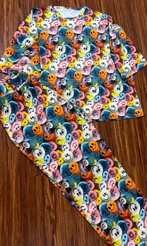 ست تیشرت و شلوار راحتی سه بعدی🌼 با رنگ بندی و کیفیت عالی✅ چیچک22849