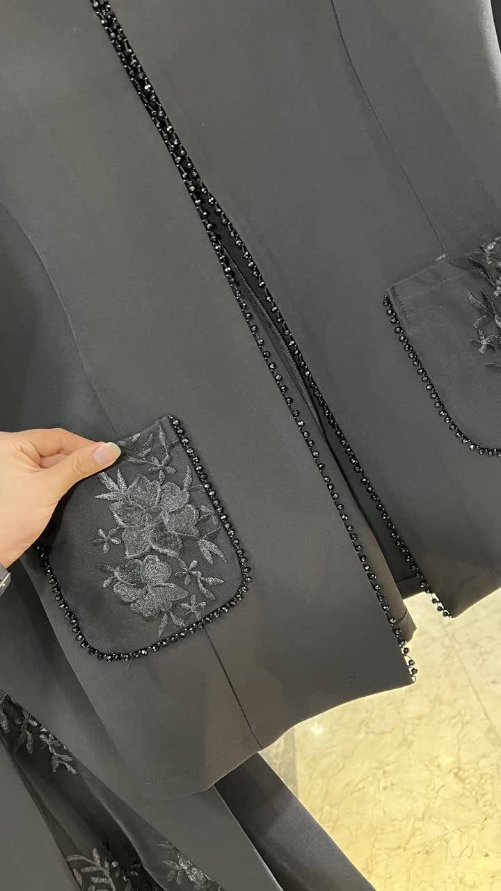 کت و شلوار مجلسی گیپوری دلربا کریستال دوزی شده😍✨کد397 حدیث