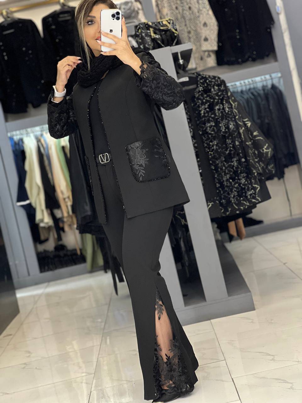 کت و شلوار مجلسی گیپوری دلربا کریستال دوزی شده😍✨کد397 حدیث