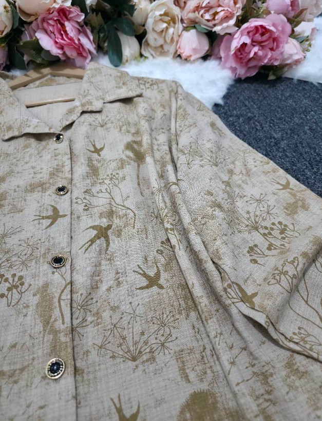 شومیز مانتویی پرستو جنس لنین نخ درجه یک😍👌🏻کد 23076 آرات