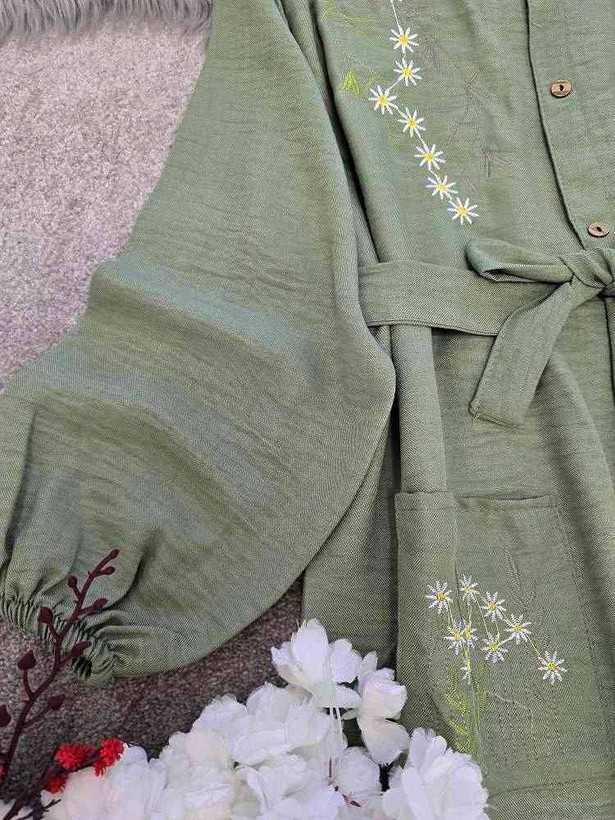 مانتو گلدوزی نهال 🌿 با رنگ بندی و کیفیت عالی ✅والی4654