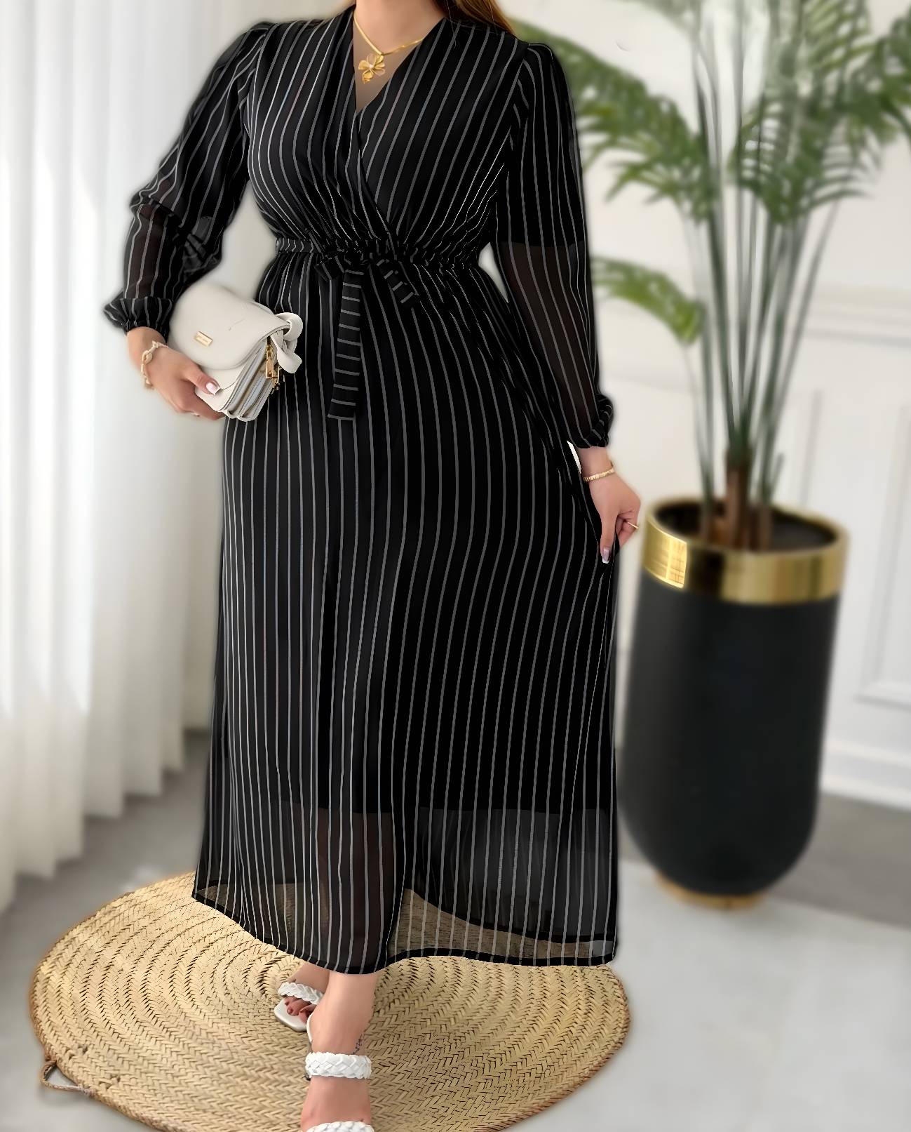 پیراهن حریر راه راه حریر خارجی تکرنگ 🥰🥰کد۳۲۴۳ دلتا