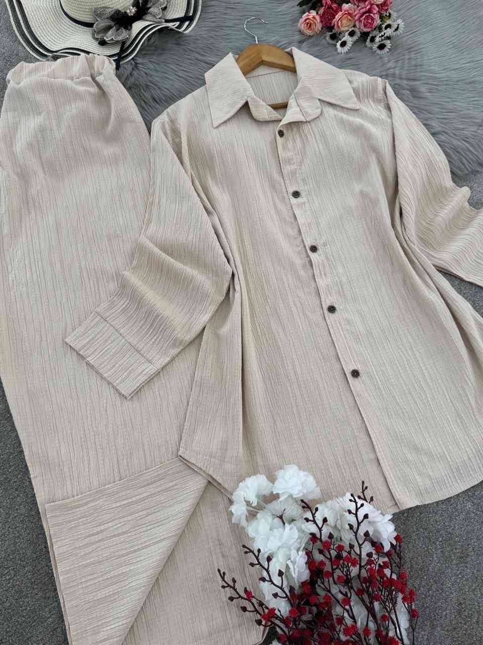 ست مانتو و شلوار کراش 🌿 با رنگ بندی و کیفیت عالی ✅والی18372