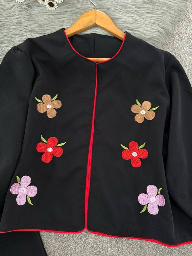 کت و سارافون گلدوزی نیایش🌿 با کیفیت عالی ✅ والی7500