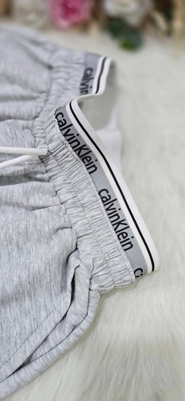 شلوار جاگر 🌿 Calvin Klein⚡ با رنگبندی و کیفیت عالی ✅ساری23354