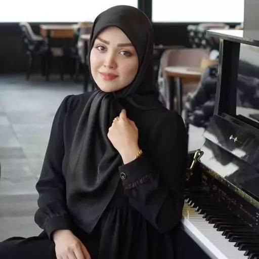 روسری ساتن ترک ساتن ضخیم ترک تکرنگ مشکی 🤩🤩 کد ۲۴۱۳۱ ستشو