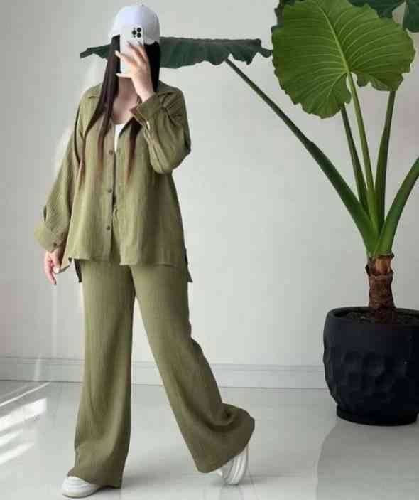 ست مانتو و شلوار کراش 🌿 با رنگ بندی و کیفیت عالی ✅والی18372
