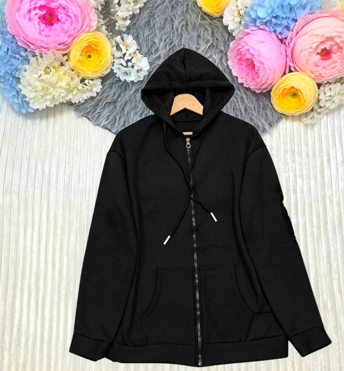 سویشرت جلو زیپ کلاه دار🌿 با کیفیت عالی ✅ تارا. 76129
