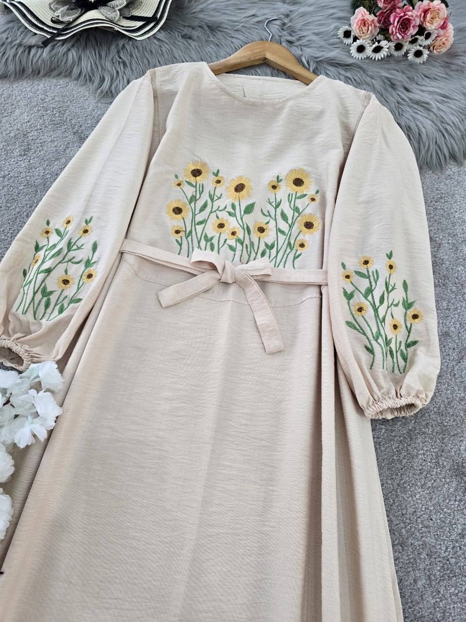 کفتان گلدوزی آروشا🌿 با رنگ بندی و کیفیت عالی ✅ والی5839