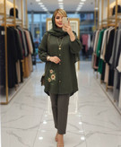 شومیز مانتویی سه گل بابونه در رنگ بندی زیبا کد 18066 والیا