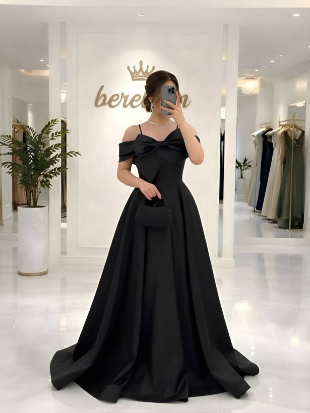 پیراهن مجلسی لارا در رنگبندی 🥰🥰کد۱۴۲ بری