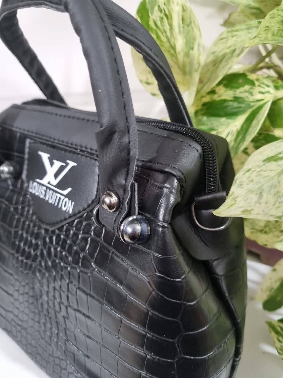 کیف سوگل🌺☘️44455نفس