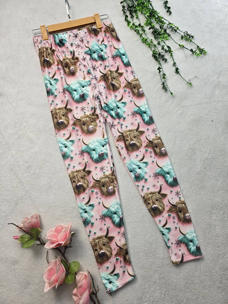 شلوار مخمل در رنگبندی 🎀🎀کد۲۷۵۹۴ ست