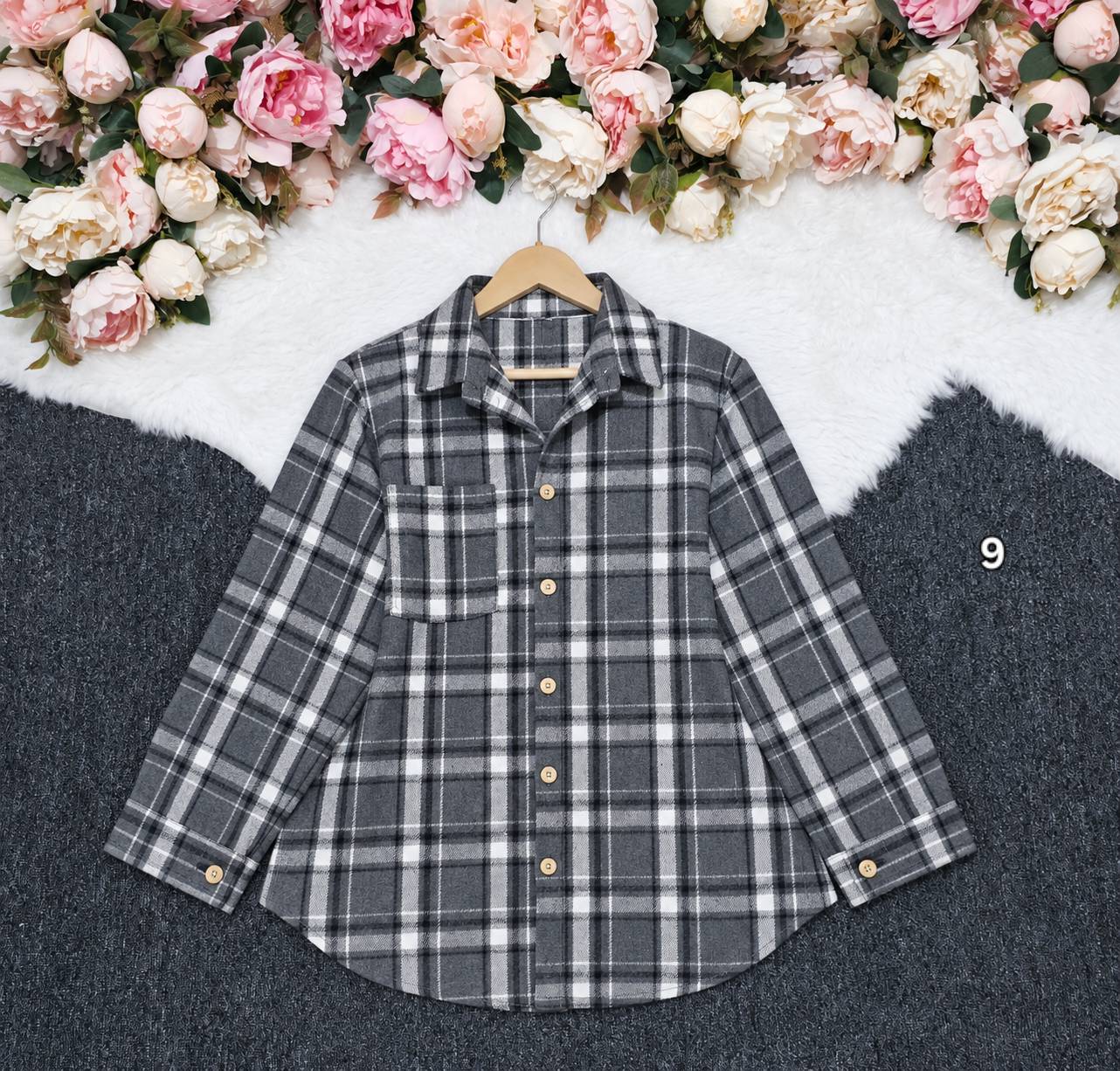 مانتو چهار خانه 😍🦋کد 27698 ارات
