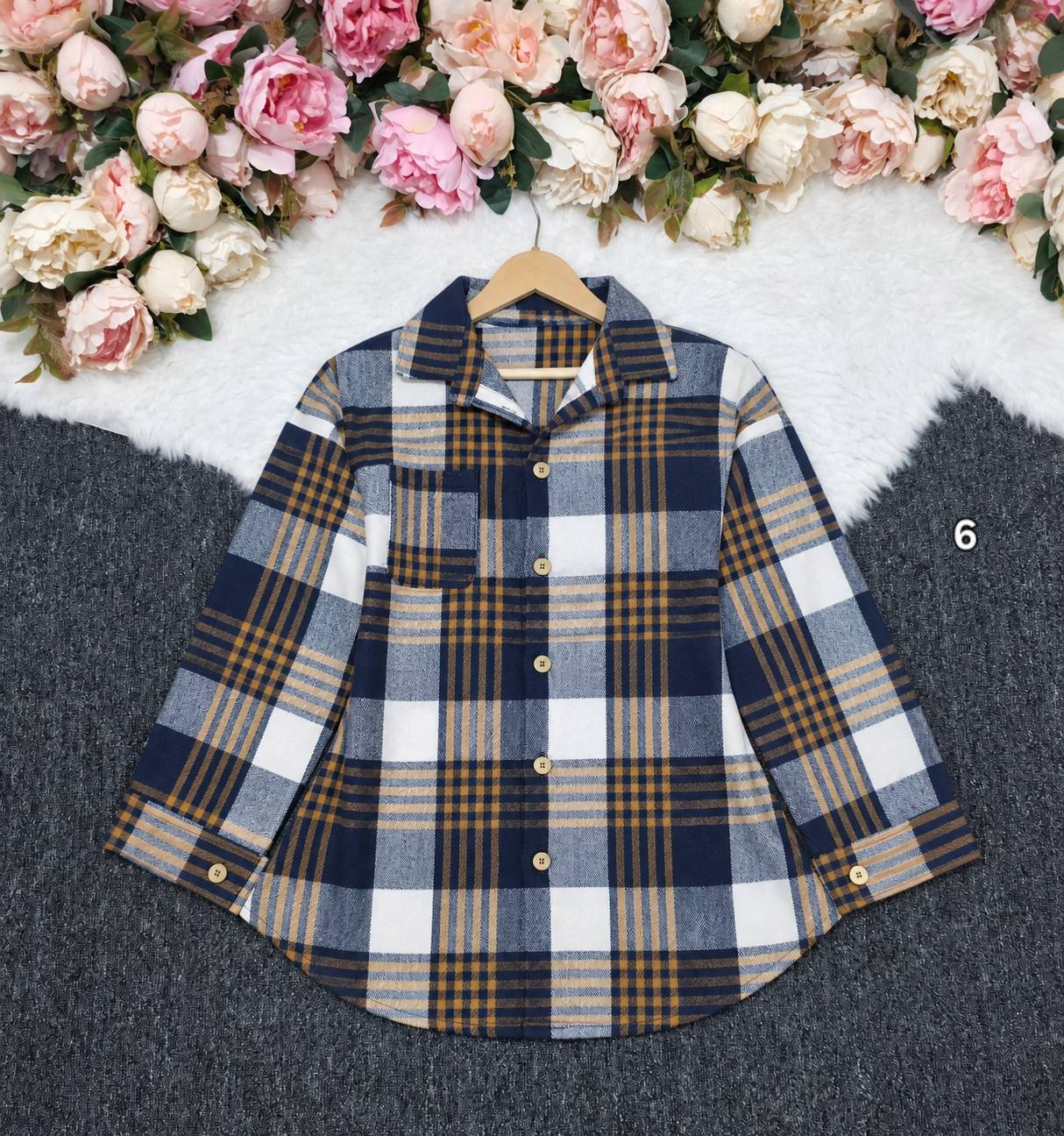 مانتو چهار خانه 😍🦋کد 27698 ارات