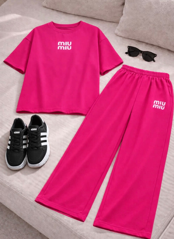 ست تیشرت شلوار miu miu در رنگبندی 🌈🌈 کد ۱۲۸۵۳ راش