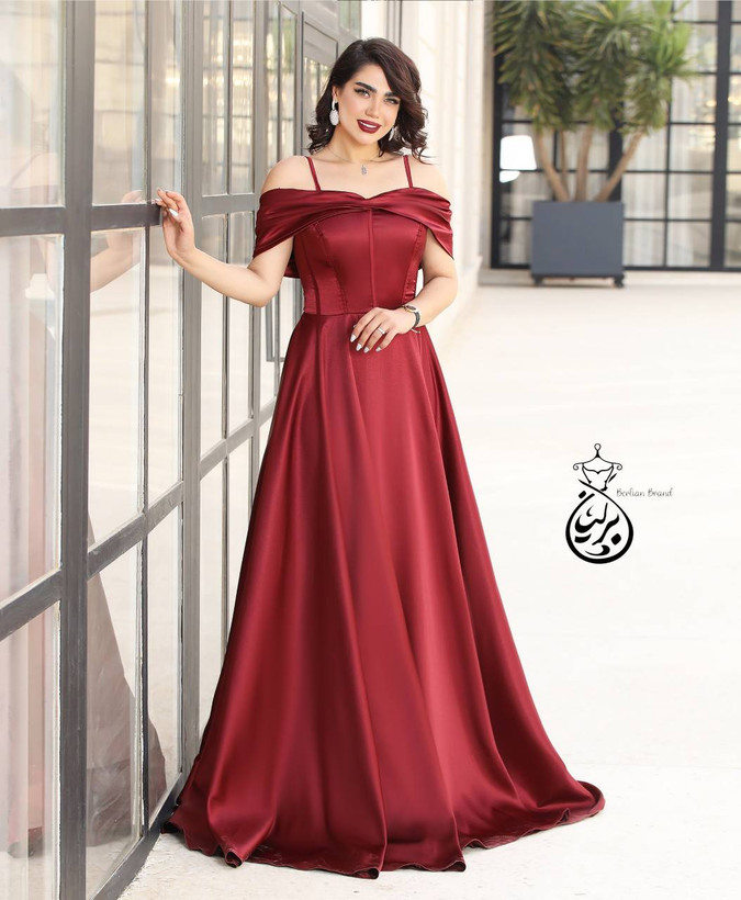 پیراهن مجلسی دلنیا در رنگبندی 😍😍کد ۲۴۱بری