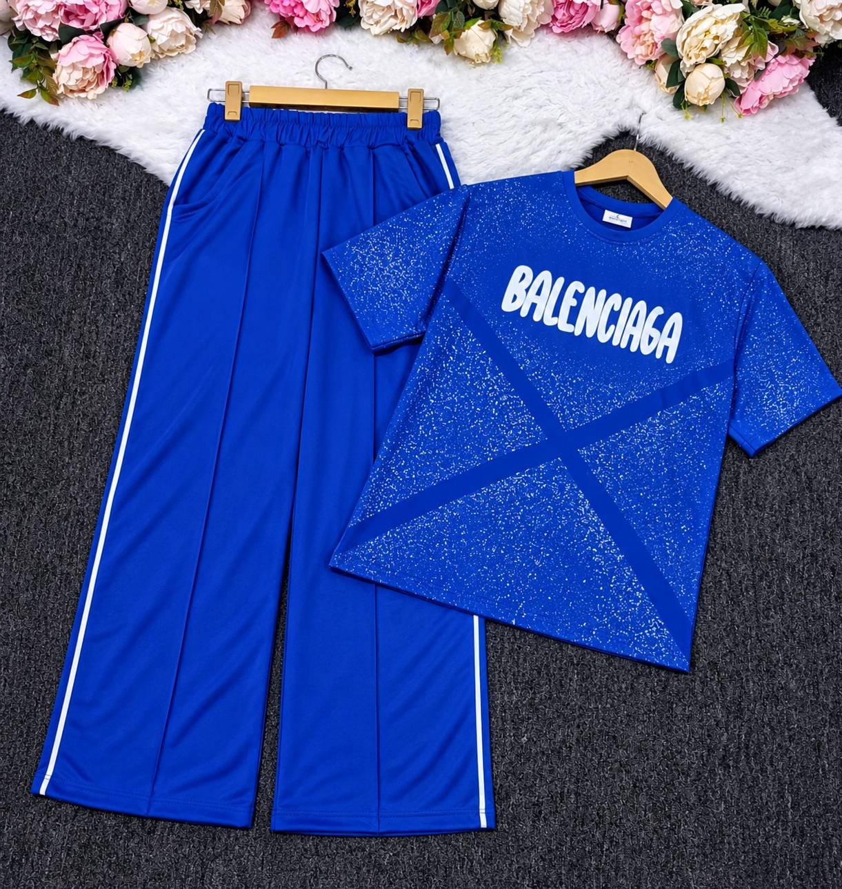 ست تیشرت شلوار balenciaga در رنگ بندی 🎀🎀کد۲۷۵۲۶ مد