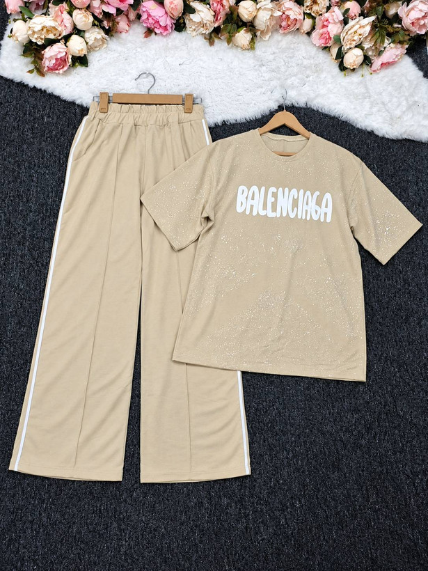 ست تیشرت شلوار balenciaga در رنگ بندی 🎀🎀کد۲۷۵۲۶ مد