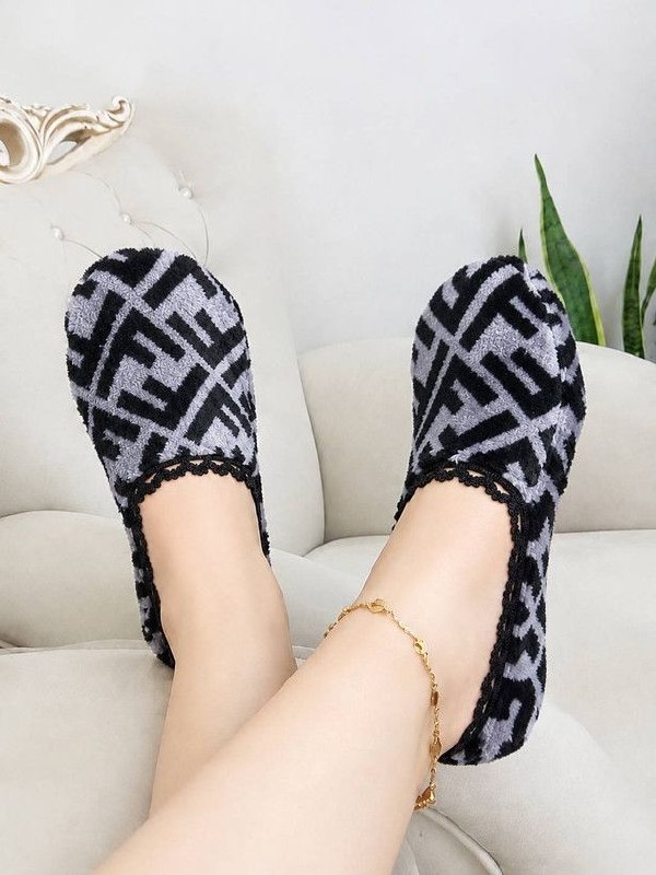 پاپوش فندی 🌿 تدی وارداتی✅الیش27905