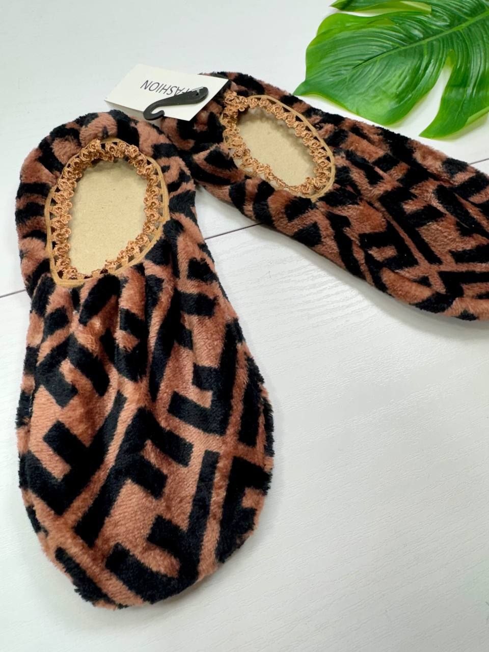 پاپوش فندی 🌿 تدی وارداتی✅الیش27905