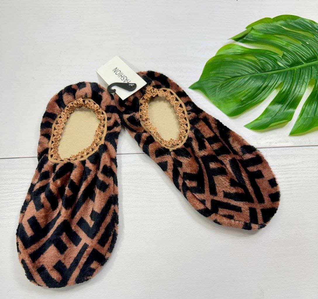 پاپوش فندی 🌿 تدی وارداتی✅الیش27905