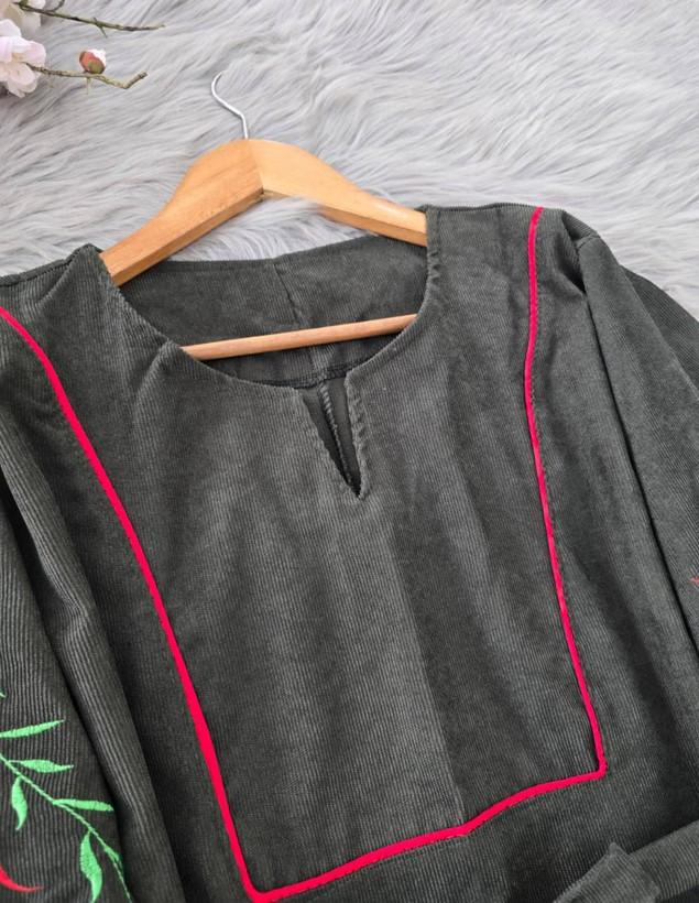کفتان گلدوزی نازگل 🌼 با رنگ بندی و کیفیت عالی ✅والی28511